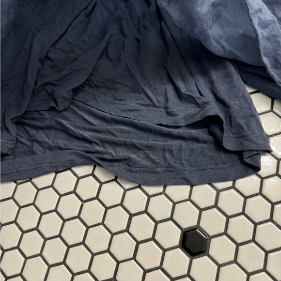 Elena baldi silk top size large - Picture 6 of 6